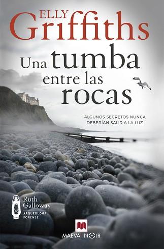 TUMBA ENTRE LAS ROCAS, UNA | 9788419110121 | GRIFFITHS, ELLY | Llibreria L'Illa - Llibreria Online de Mollet - Comprar llibres online