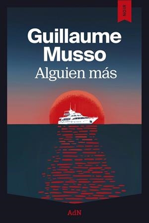 ALGUIEN MÁS | 9791387596477 | MUSSO, GUILLAUME | Llibreria L'Illa - Llibreria Online de Mollet - Comprar llibres online