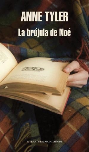 BRUJULA DE NOE, LA | 9788439722212 | TYLER, ANNE | Llibreria L'Illa - Llibreria Online de Mollet - Comprar llibres online