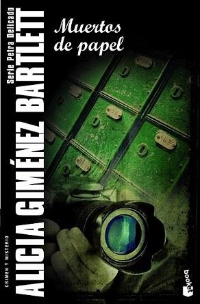 MUERTOS DE PAPEL | 9788423344222 | VILA SAN JUAN, SERGIO | Llibreria L'Illa - Llibreria Online de Mollet - Comprar llibres online